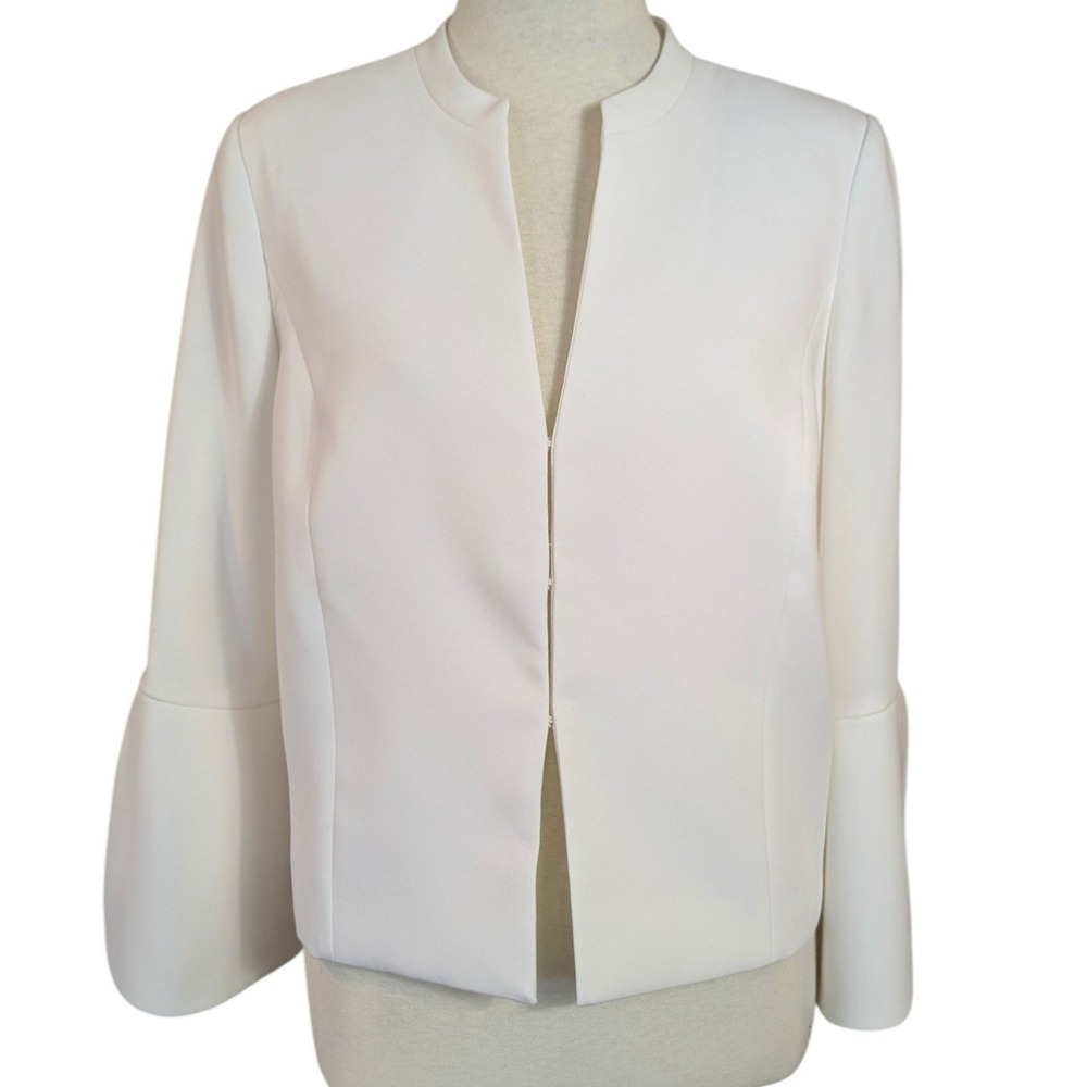 White House Black Market White Bell Sleeve Open Front Blazer Jacket Size 8‎